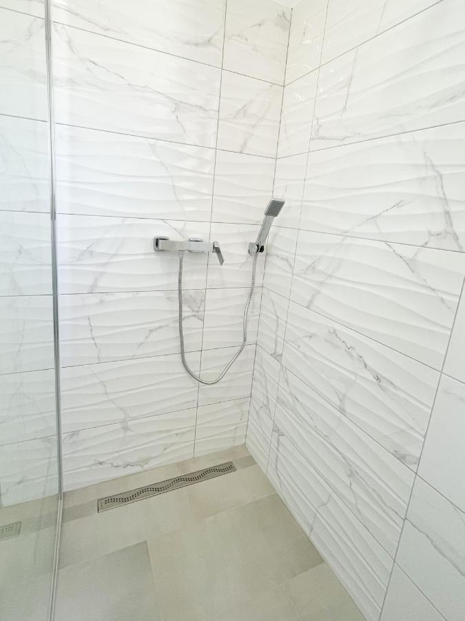 Spacious Apartment Amaros 코츌라 외부 사진
