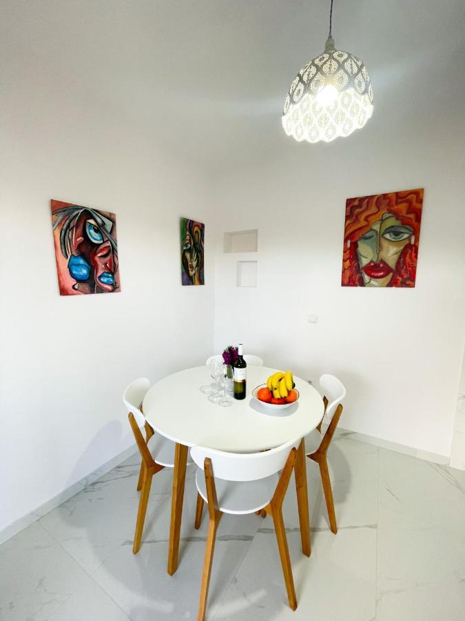 Spacious Apartment Amaros 코츌라 외부 사진